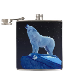 Cantil Howling Artic Wolf Wildlife
