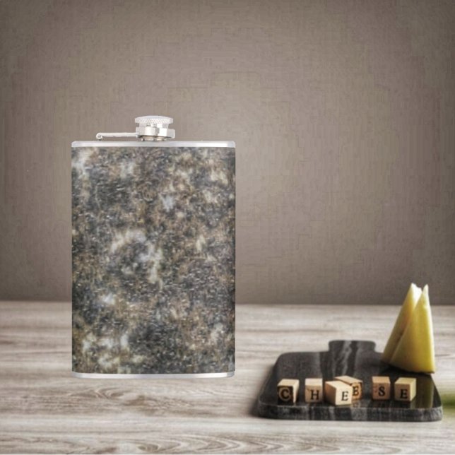 Cantil Mármore Padrão (This Patterned Marble Hip Flask, is texturally designed, to look like an earthenware vessel!)