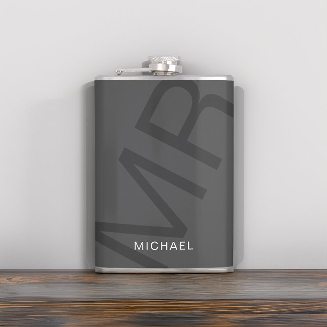 Cantil Moderno Cinza Monograma Personalizado (Modern Bold Typography Monogrammed Flask by MINTIC DESIGN STUDIO)