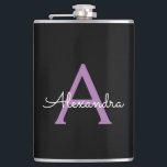 Cantil Nome do Monograma Girly de Script Preto Roxo<br><div class="desc">Nome do Monograma Roxo e Preto e Flask Inicial. Isto faz o doce e perfeito aniversário de 16 anos,  casamento,  chá de panela,  aniversário,  chá de fraldas ou festa de solteira presente para alguém que ama luxo de luxo e estilos quíticos.</div>