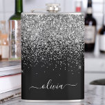 Cantil Nome do Monograma Personalizado da Largura de Larg<br><div class="desc">Silver e Faísca Negra - Nome do Monograma e Frasco Inicial de Metal Brutado. Isto faz o doce e perfeito aniversário de 16 anos,  casamento,  chá de panela,  aniversário,  chá de fraldas ou festa de solteira presente para alguém que ama luxo de luxo e estilos quíticos.</div>
