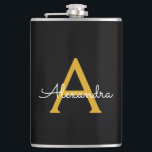Cantil Nome do Monograma Rapariga de Script Moderno Doura<br><div class="desc">Nome do Monograma Dourado e Preto e Flask Inicial. Isto faz o doce e perfeito aniversário de 16 anos,  casamento,  chá de panela,  aniversário,  chá de fraldas ou festa de solteira presente para alguém que ama luxo de luxo e estilos quíticos.</div>
