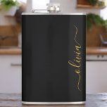 Cantil Nome do Monograma Rapariga de Script Moderno Doura<br><div class="desc">Nome do Monograma Dourado e Preto e Flask Inicial. Isto faz o doce e perfeito aniversário de 16 anos,  casamento,  chá de panela,  aniversário,  chá de fraldas ou festa de solteira presente para alguém que ama luxo de luxo e estilos quíticos.</div>