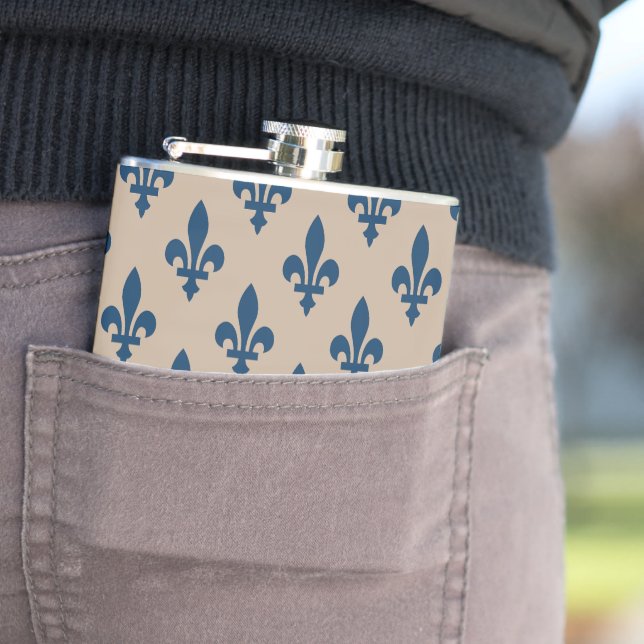 Cantil Padrão Fleur de Lis, Azul Real Francês em Creme (In Situ)