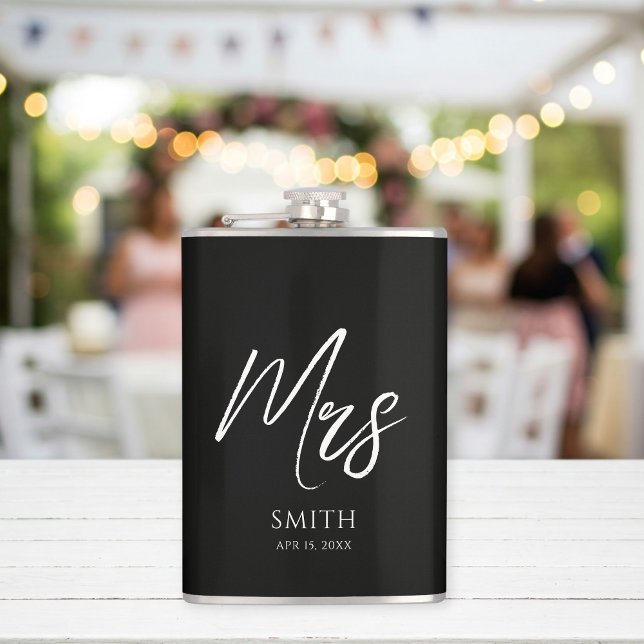 Cantil Personalized Wedding Bottle | Mr. and Mrs.  (Criador carregado)