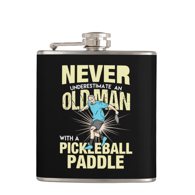 Cantil Pickleball - Velho Com Uma Raquete de Pickleball (Frente)