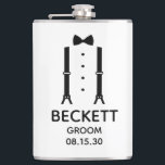 Cantil Torre Arco Preto do Groom<br><div class="desc">Este frasco de 8 oz é um excelente para o noivo. Se toda a sua festa de casamento vestir trajes a este design com suspensórios e uma gravata arco a preto seria perfeita. Casual, porém formal. Seria excelente para um fim de semana solteiro ou despedida de solteiro. Um presente divertido...</div>
