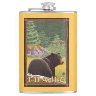 Cantil Urso preto na floresta - Idaho