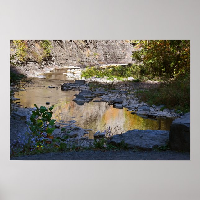 Canyon Waterscape Poster (Frente)