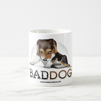 Cão mau, café engraçado do cão & caneca do chá