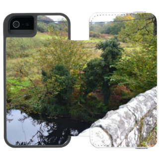 Capa Carteira Incipio Watson™ Para iPhone 5 nature way of impersonating animals