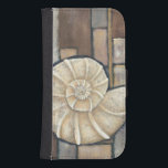 Capa Carteira Para Samsung Galaxy S4 Abalone Shell<br><div class="desc">Charikilia Zarris é uma artista talentosa conhecida por sua trabalho de arte oceânica. As imagens dela são pacíficas e calmas,  relaxando-vos com cada fotografia. Pegue esta trabalho de arte náutica com uma casca de Abalone sendo o centro de tudo,  junto com azulejos e um belo esquema de cores.</div>
