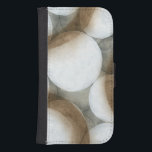 Capa Carteira Para Samsung Galaxy S4 Orbos brancos e Círculos castanhos<br><div class="desc">Três círculos castanhos compartilham uma canvas com órbitas brancas luminosas nesse espantoso trabalho de Jennifer Goldberger. Brilhante e divertido,  esta peça ficaria excelente em sua casa. Escolha o seu hoje!</div>