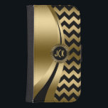 Capa Carteira Para Samsung Galaxy S4 Padrão Negra Elegante e Dourado Zigzag Chevron<br><div class="desc">Padrão geométrico de chevron preto-e-ouro e preto-e-ziguezague e design de linhas modernas dinâmicas. Monograma personalizado e opcional. Várias variações nesse design, com diferentes posições dos elementos e diferentes combinações de cores. Não o brilho real ou o acabamento metálico, mas o efeito da imagem digital. Se precisar de ajuda para personalizar,...</div>