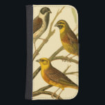 Capa Carteira Para Samsung Galaxy S4 Três Aves Domésticas Empoleiradas em um Ramo<br><div class="desc">O artista W. Rutledge capturou perfeitamente as cores vivas dessas aves domésticas. Obtenha esta pintura simples,  mas lindamente realista. Vista lateral de dois pássaros amarelos e um pássaro mais escuro em um galho e olhando em direções diferentes.</div>