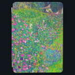 Capa Para iPad Air Jardim Italiano, Gustav Klimt<br><div class="desc">Gustav Klimt (14 de julho de 1862 - 6 de fevereiro de 1918) foi um pintor simbólico austríaco e um dos membros mais proeminentes do movimento Secessão de Viena. Klimt é notado por suas pinturas, murais, esboços, e outros objetos de arte. Além de suas obras figurativas, que incluem alegorias e...</div>