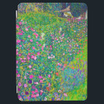 Capa Para iPad Air Jardim Italiano, Gustav Klimt<br><div class="desc">Gustav Klimt (14 de julho de 1862 - 6 de fevereiro de 1918) foi um pintor simbólico austríaco e um dos membros mais proeminentes do movimento Secessão de Viena. Klimt é notado por suas pinturas, murais, esboços, e outros objetos de arte. Além de suas obras figurativas, que incluem alegorias e...</div>