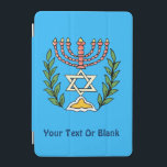 Capa Para iPad Mini Magen Persa David Menorah<br><div class="desc">Esta imagem foi adaptada de um antigo azulejo judeu persa e apresenta uma menorah com um Magen David (Estrela de David) enquadrado por ramos de oliveira. As imperfeições da imagem original pintada à mão foram preservadas. Adicione seu próprio texto.</div>