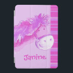 Capa Para iPad Mini Meninas roxas cor-de-rosa Pony chamadas de cobrir<br><div class="desc">Maleta de fólio ipad originalmente projetada para garotas de pônei e equitação. Personalize com o nome de sua escolha. Atualmente,  lê Janine. Pony watercolor art e design por Sarah Trett.</div>