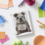 Capa Para iPad Pro Abraçar um Bulldog<br><div class="desc">Abraça um Bulldog de FabFunky. Apresenta um buldogue bonito vestindo um sinal de "Keep Calm and Huge a Bulldog". | 190009D</div>