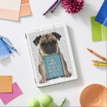 Capa Para iPad Pro Hug a Pug<br><div class="desc">Abraçar um Pug de FabFunky. Possui um bonitinho vestindo um sinal de "Mantenha Calma e Abraçar um Pug". | 190008D</div>