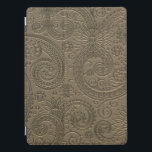 Capa Para iPad Pro Padrão Floral de Paisley Dourado Enchido com na mo<br><div class="desc">Este design apresenta um padrão floral de cor azul gravado em cores,  com textura em ouro #ipad #ipadcase #ipadcover #tabletcase #capas #ipadcases #eletrônicos #paisley #padrão #giftsforher #giftsforwomen #giftsforhim #giftsformen #home #office #work #officesupplies #schoolsupply #style #trendendenden</div>