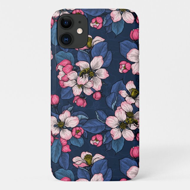 Capa Para iPhone 11 A maçã floresce em azul escuro (Verso)