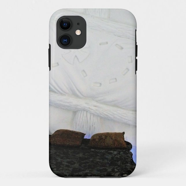 Capa Para iPhone 11 Armazém no Hotel de Glace, Quebec, Canadá (Verso)