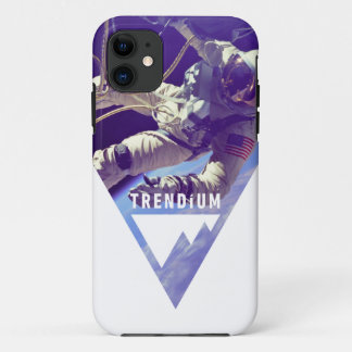 Capa Para iPhone 11 Astronauta autêntico de Trendium no triângulo