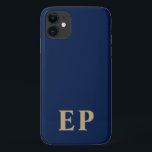 Capa Para iPhone 11 Azul e Dourado | Monograma inicial mínimo moderno<br><div class="desc">Esta design de capa de telefone apresenta um simples design moderno em azul e ouro. Faça uma capa de telefone gentil com nome e inicial personalizados. Será um presente legal e único para alguém especial ou para você mesmo. Se quiser alterar as fontes ou a posição, clique no botão "Personalizar...</div>