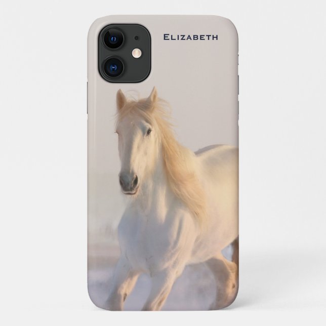 Capa Para iPhone 11 Belo Cavalo Branco Galopando na Neve (Verso)