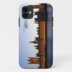 Capa Para iPhone 11 Big Ben e as Casas do Parlamento na cidade