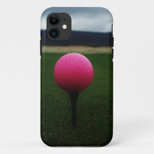 Capa Para iPhone 11 Bola de Golfe Rosa em campo de golfe na montanha