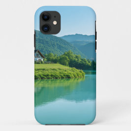 Capa Para iPhone 11 "Calma do Carregar - Serenidade Lakeside no Seu Bo