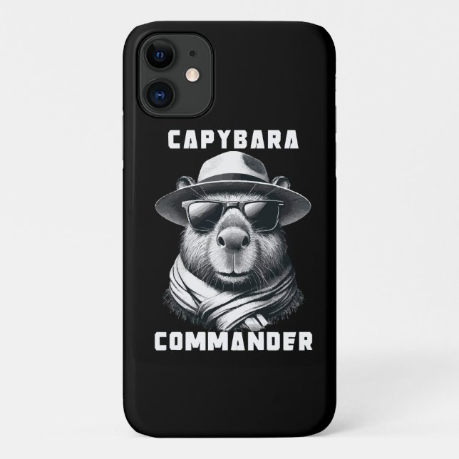 Capa Para iPhone 11 Capivara Com Óculos De Sol Capy Comandante (Verso)