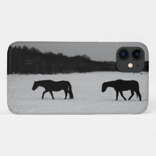 Capa Para iPhone 11 Cavalos na neve
