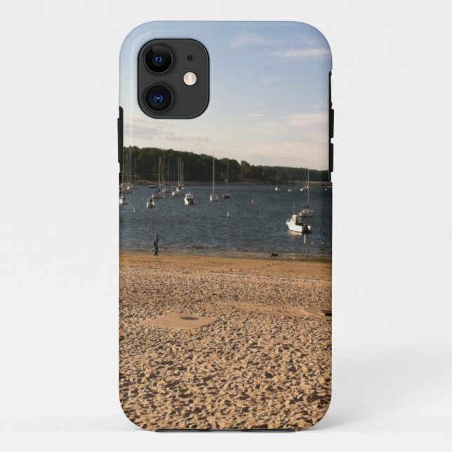 CAPA PARA iPhone 11 CENA DE BARCO E PRAIA (Verso)