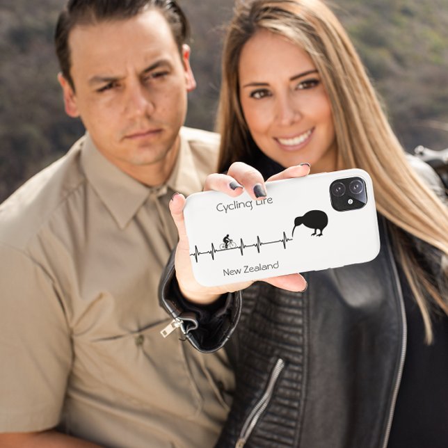 Capa Para iPhone 11 Ciclismo, personalizável na Nova Zelândia (Criador carregado)