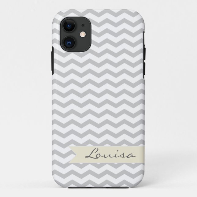 Capa Para iPhone 11 Cinza Chevron com rótulo personalizado bege (Verso)
