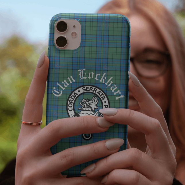 Capa Para iPhone 11 Clan Lockhart Crest Crachá & Tartan (Clan Lockhart phone cover available for both iPhone and Android phones.)