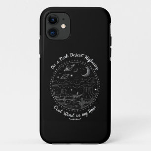 Capa Para iPhone 11 Em uma escura rodovia do deserto, viagem, camping