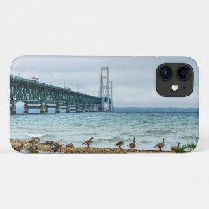 Capa Para iPhone 11 Gansos No Mighty Mac