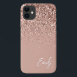 Capa Para iPhone 11 Girassol Rosa Rosa Rosa Rosa Rosa Dourada Monogram<br><div class="desc">Rosa Dourado feminino - Faísca rosa pincelada e esfregando brilho no nome do monograma de metal escovado e no telefone inicial. Isto faz o doce e perfeito aniversário de 16 anos, casamento, chá de panela, aniversário, chá de fraldas ou festa de solteira presente para alguém que ama luxo de luxo...</div>