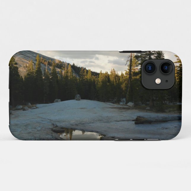 Capa Para iPhone 11 Lembert Dome em Tuolumne Meadows, Yosemite, CA (Verso (horizontal))