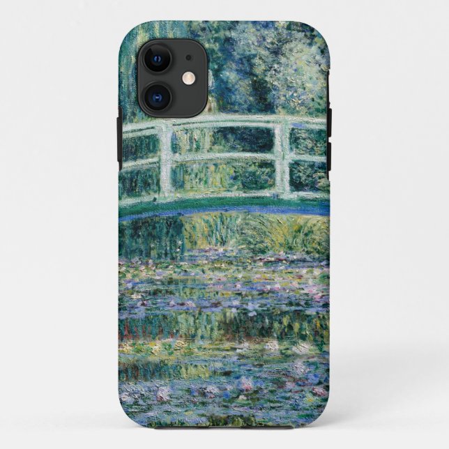 Capa Para iPhone 11 Lírios de água e Ponte Japonesa de Monet (Verso)