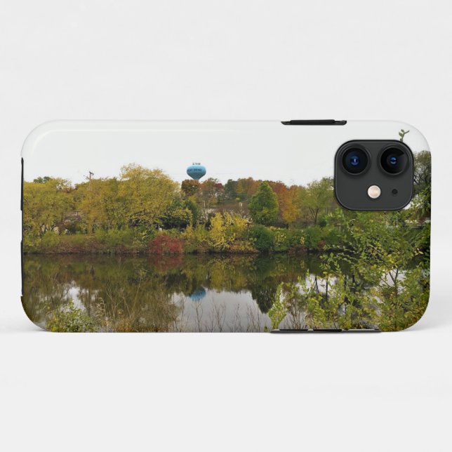 Capa Para iPhone 11 Milwaukee River, West Bend, Wisconsin (Verso (horizontal))