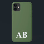 Capa Para iPhone 11 Monograma Inicial Minimalista Moderno Verde<br><div class="desc">Este design de capinha de telefone apresenta um design moderno simples em verde e branco. Faça uma capinha de telefone única com inicial e nome personalizados. Será um presente legal e único para alguém especial ou para você mesmo. Se quiser alterar as fontes ou a posição, clique no botão "Personalizar...</div>