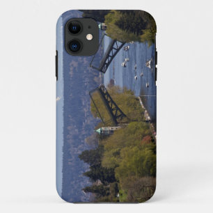 Capa Para iPhone 11 Montanhas da ponte e da cascata de Montlake