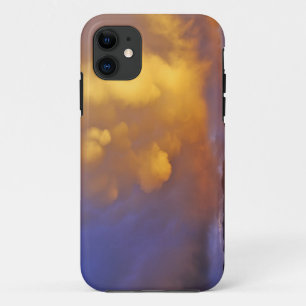 Capa Para iPhone 11 Nuvens de Tempestade na Cordilheira Centenária em 