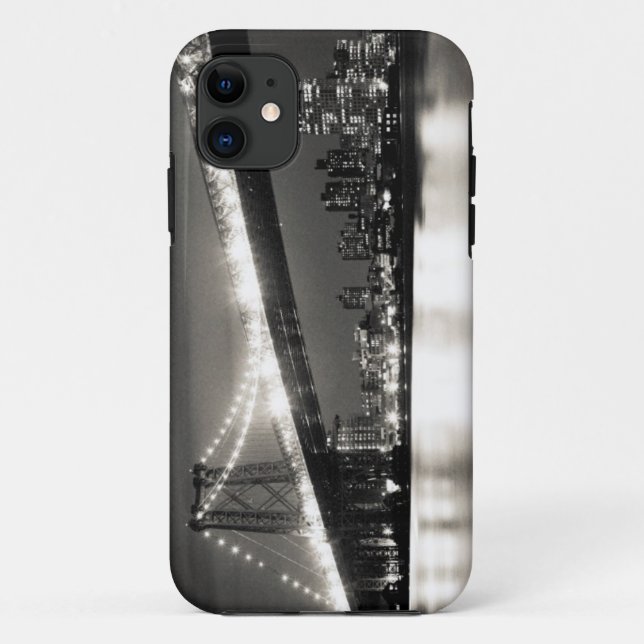 Capa Para iPhone 11 Ponte de Williamsburg na Nova Iorque na noite (Verso)